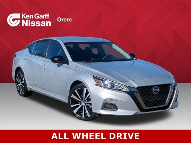 2022 Nissan Altima 2.5 SR