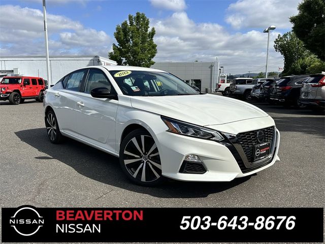 2022 Nissan Altima 2.5 SR