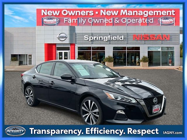 2022 Nissan Altima 2.5 SR