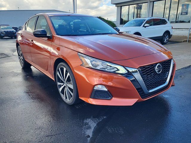 2022 Nissan Altima 2.5 SR