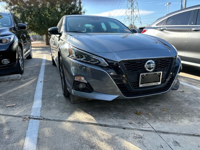 2022 Nissan Altima 2.5 SR