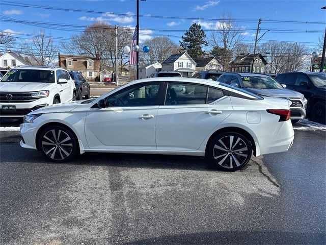 2022 Nissan Altima 2.5 SR