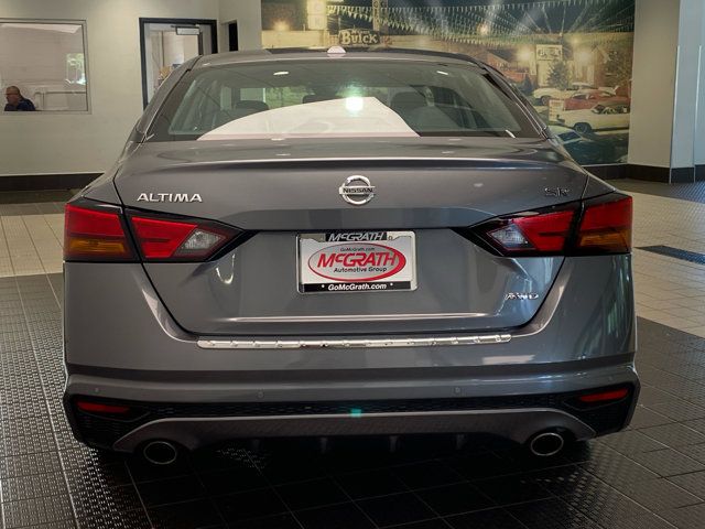 2022 Nissan Altima 2.5 SR