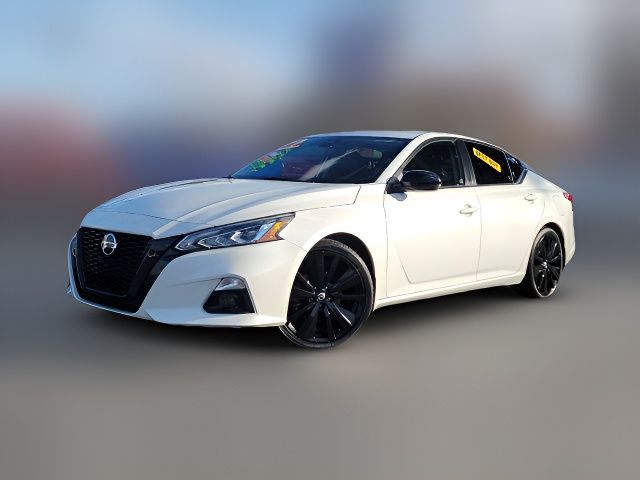 2022 Nissan Altima 2.5 SR