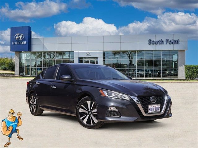 2022 Nissan Altima 2.5 SV