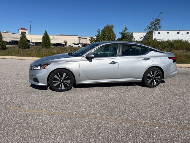 2022 Nissan Altima 2.5 SV