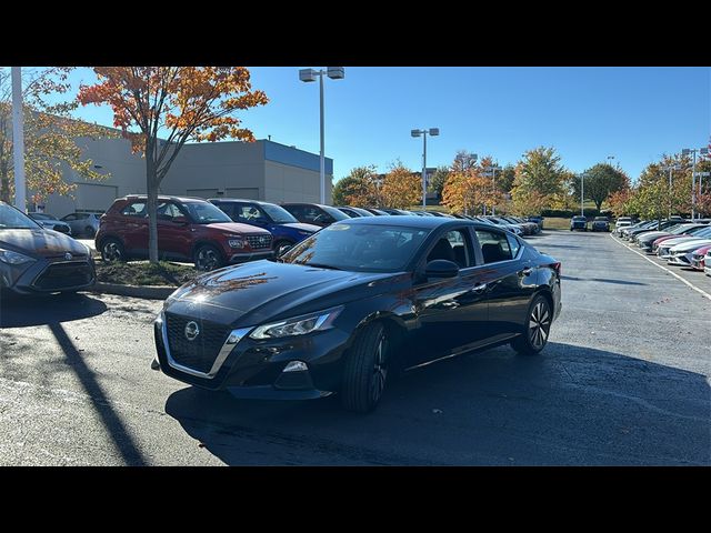 2022 Nissan Altima 2.5 SV