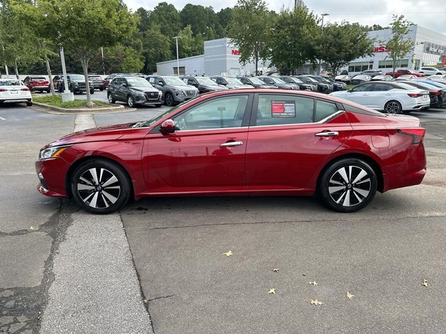 2022 Nissan Altima 2.5 SV