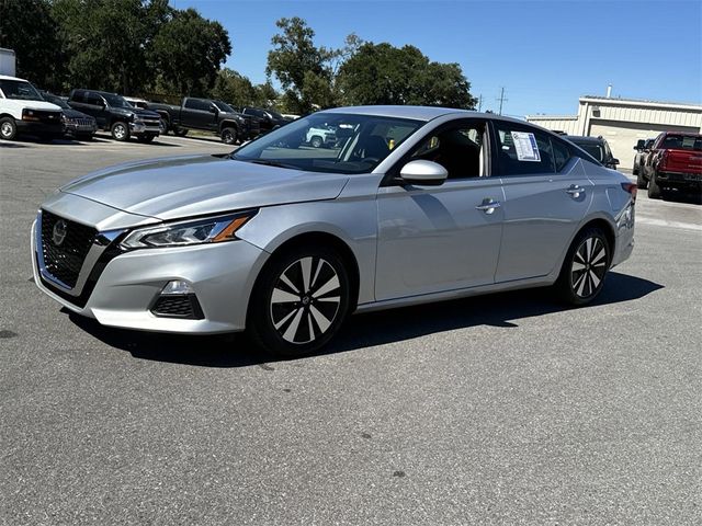 2022 Nissan Altima 2.5 SV