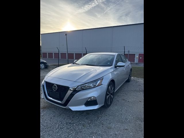 2022 Nissan Altima 2.5 SV