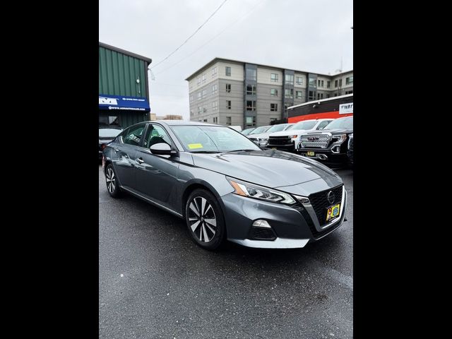 2022 Nissan Altima 2.5 SV