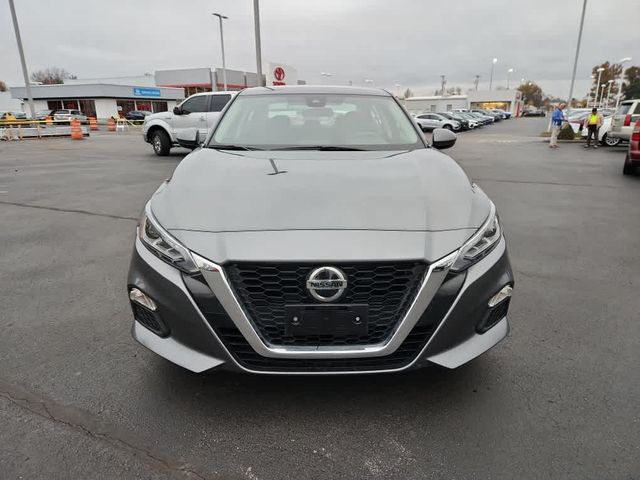 2022 Nissan Altima 2.5 SV