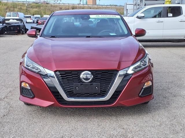 2022 Nissan Altima 2.5 SV