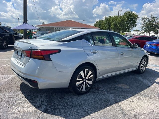 2022 Nissan Altima 2.5 SV