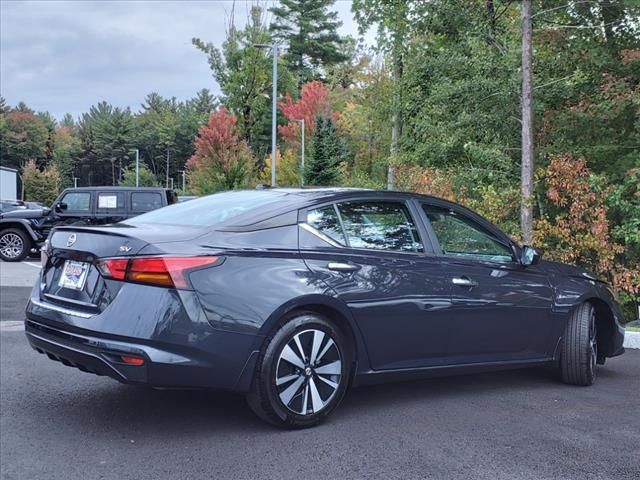 2022 Nissan Altima 2.5 SV