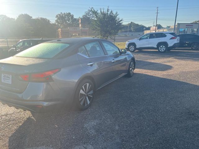 2022 Nissan Altima 2.5 SV