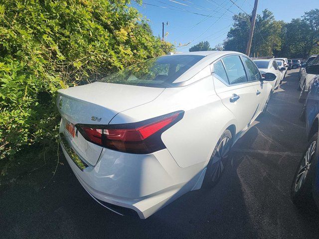 2022 Nissan Altima 2.5 SV