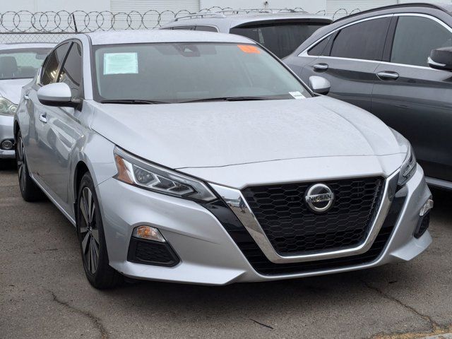 2022 Nissan Altima 2.5 SV