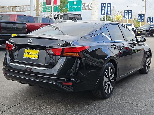 2022 Nissan Altima 2.5 SV