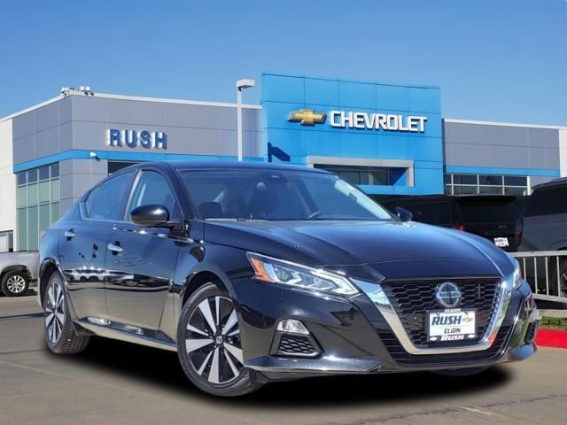 2022 Nissan Altima 2.5 SV