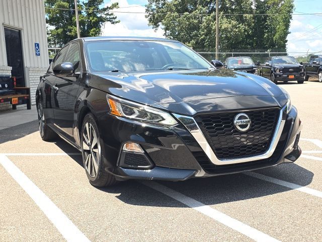2022 Nissan Altima 2.5 SV