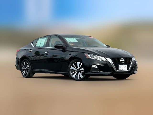 2022 Nissan Altima 2.5 SV