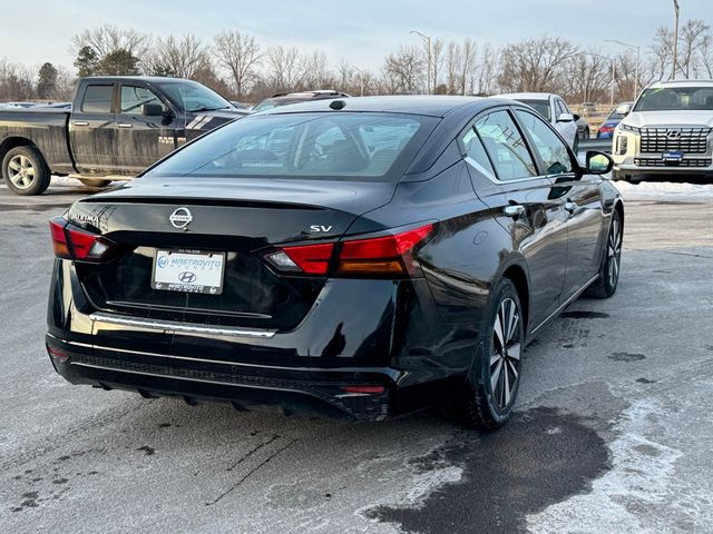 2022 Nissan Altima 2.5 SV