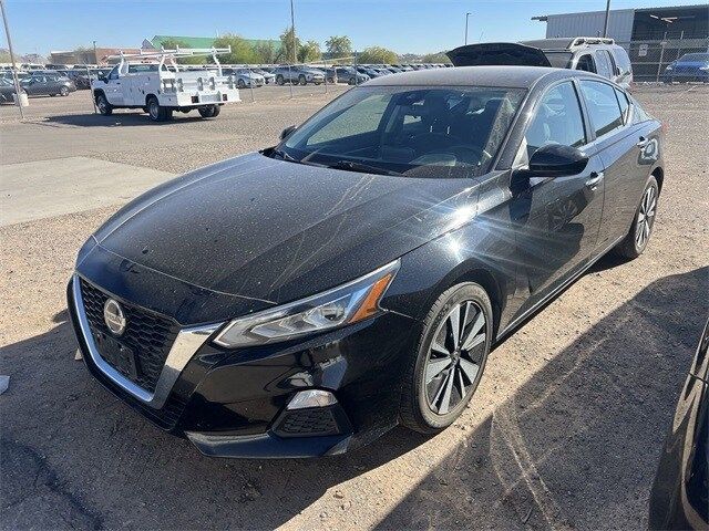 2022 Nissan Altima 2.5 SV