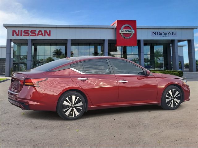 2022 Nissan Altima 2.5 SV