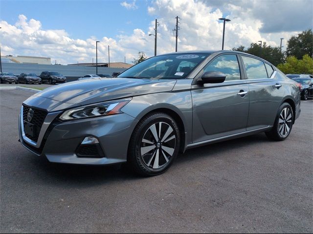 2022 Nissan Altima 2.5 SV