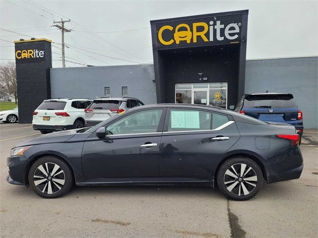 2022 Nissan Altima 2.5 SV