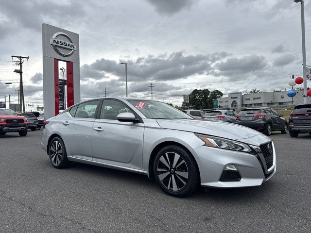 2022 Nissan Altima 2.5 SV