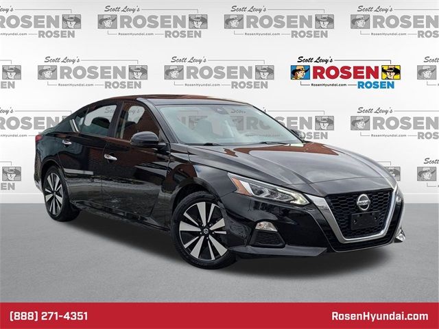 2022 Nissan Altima 2.5 SV