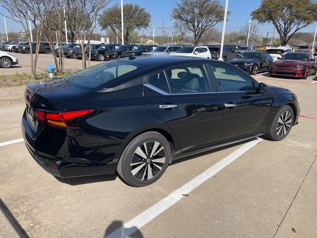 2022 Nissan Altima 2.5 SV