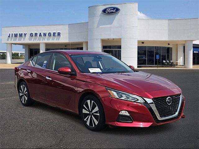 2022 Nissan Altima 2.5 SV