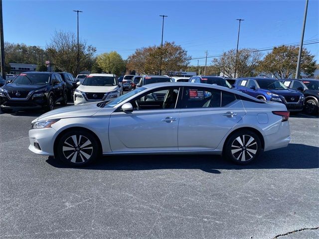 2022 Nissan Altima 2.5 SV