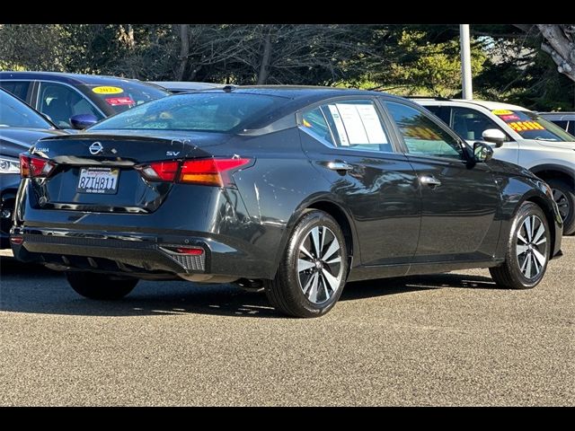 2022 Nissan Altima 2.5 SV