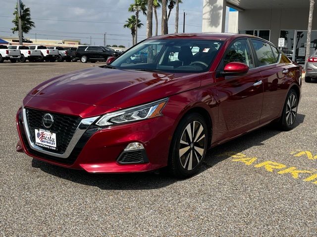 2022 Nissan Altima 2.5 SV