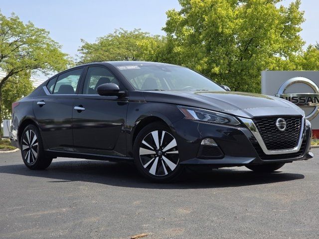 2022 Nissan Altima 2.5 SV