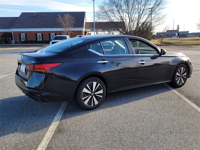 2022 Nissan Altima 2.5 SV