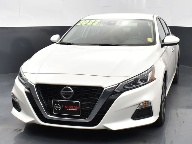 2022 Nissan Altima 2.5 SV