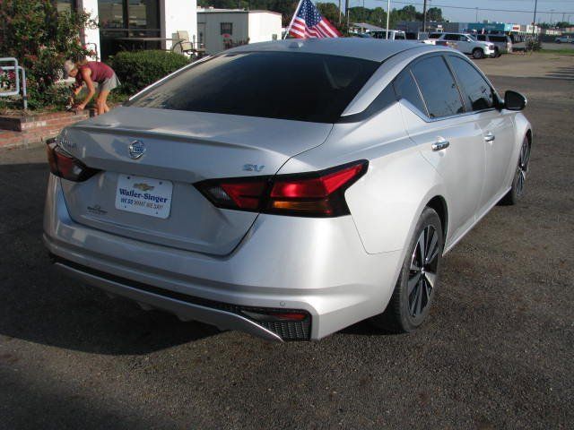 2022 Nissan Altima 2.5 SV