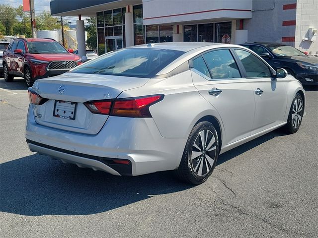 2022 Nissan Altima 2.5 SV