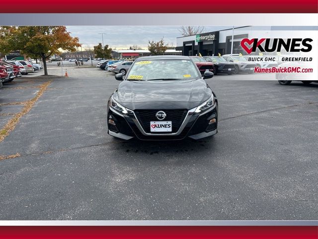 2022 Nissan Altima 2.5 SV