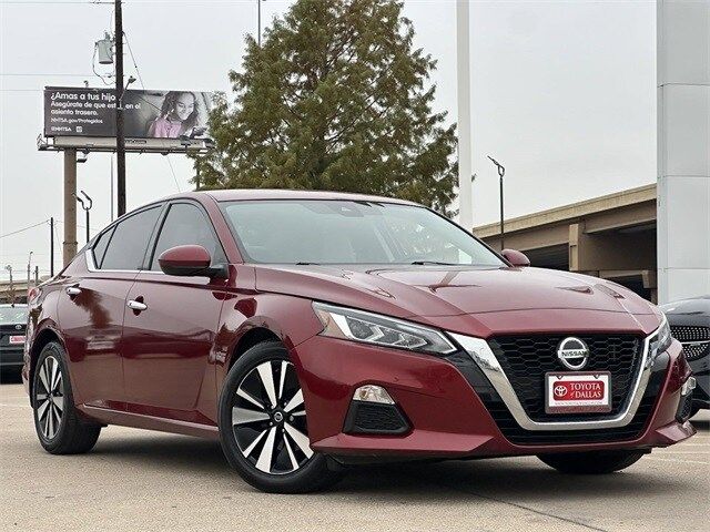 2022 Nissan Altima 2.5 SV