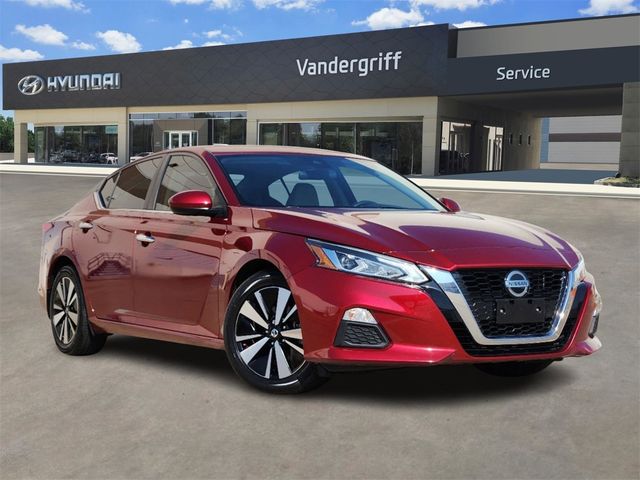 2022 Nissan Altima 2.5 SV