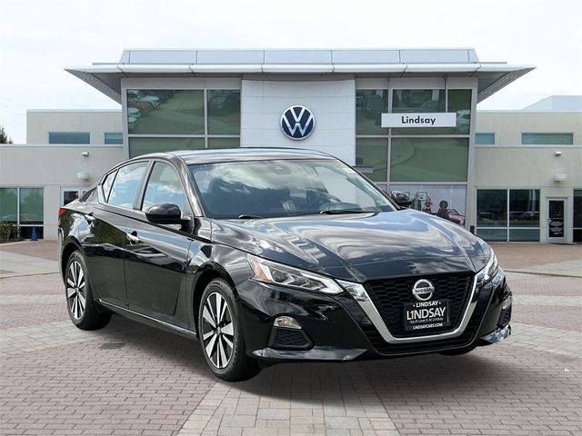 2022 Nissan Altima 2.5 SV