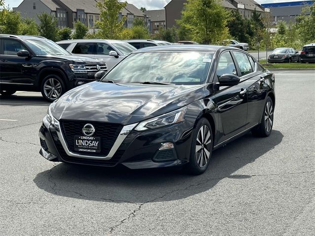 2022 Nissan Altima 2.5 SV