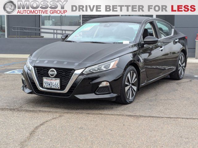 2022 Nissan Altima 2.5 SV