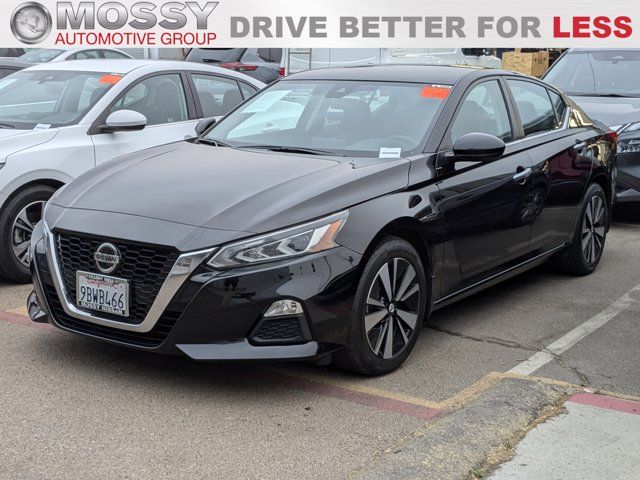 2022 Nissan Altima 2.5 SV